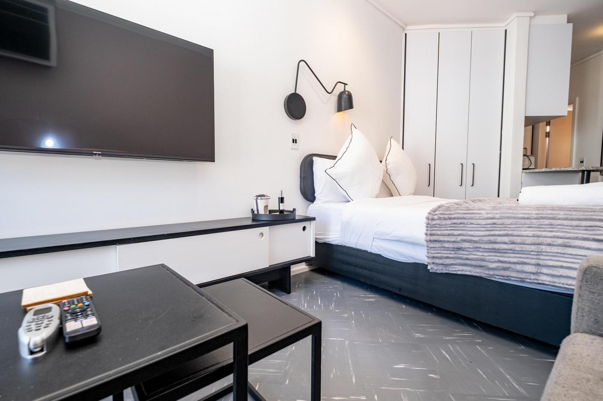 Apartment Flamingo807: Floor Sea Point Aprt With Balcony *